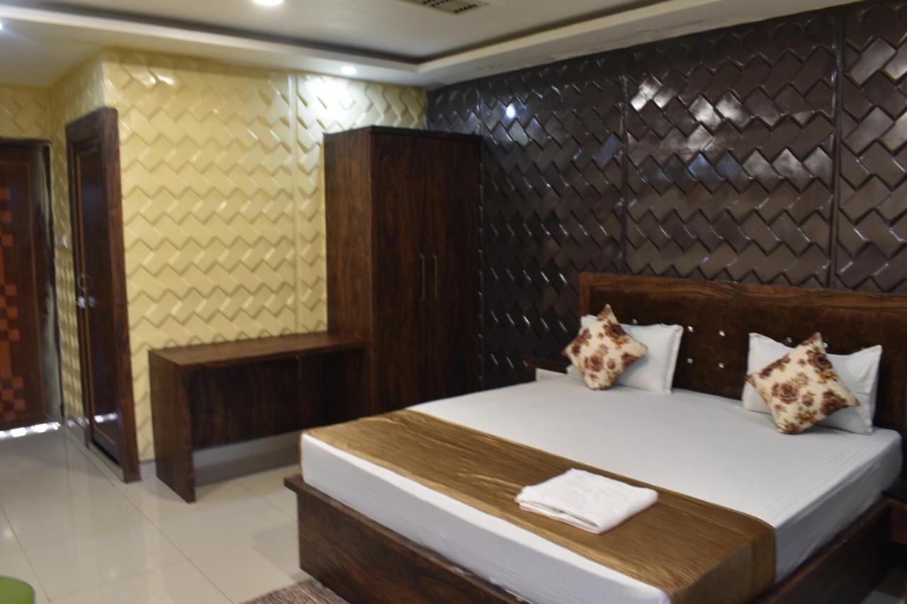 Midwaay Resort Patratu Exteriér fotografie